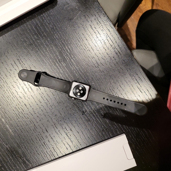 *SOLD* Apple Watch Series 3 - 38mm Great Condition - Picture 7 of 8